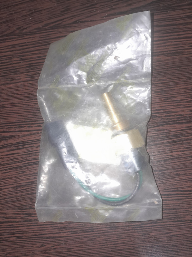 سنسور حرارت گیربکس لیفتراک سپاهان