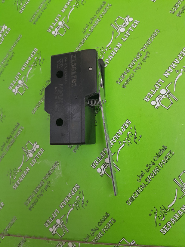 میکروسویچ ترمز دستی لیفتراک سپاهان CSL